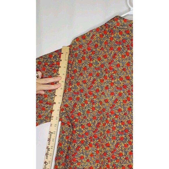 Impressions Button Top Women's 20W Red Ditsy Floral - Picture 11 of 12